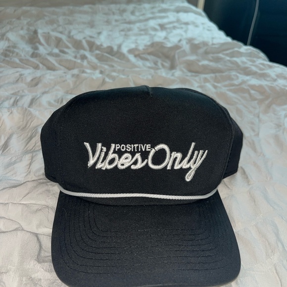 Positive Vibes Only Black Cap - Picture 1 of 3